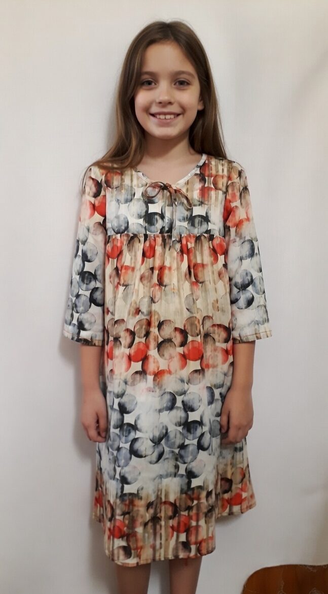 Nightgown with circles 